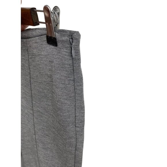 CAbi #814 Side Entry Trouser Newport Ponte Slim Pants Size 6 - Picture 4 of 9